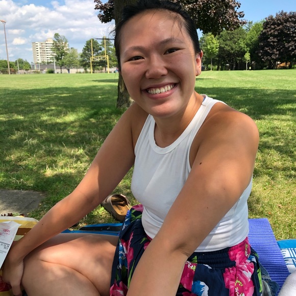 Meet your Posher, Kaylyn - Picture 4 of 5